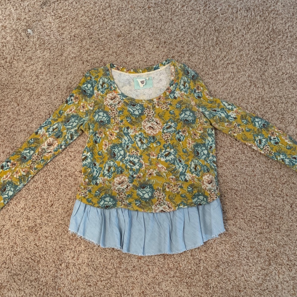 anthropology top L